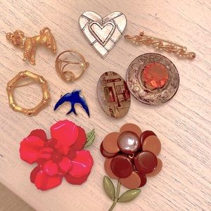 VINTAGE PIN COLLECTION Assorted designs sold as an eclectic set of 10